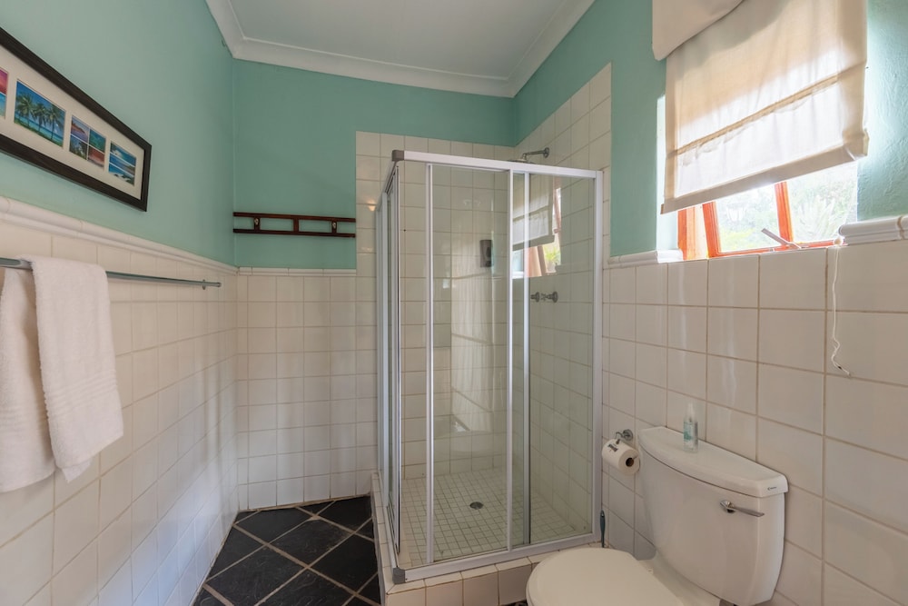 Hampton House - Guest House 47/50