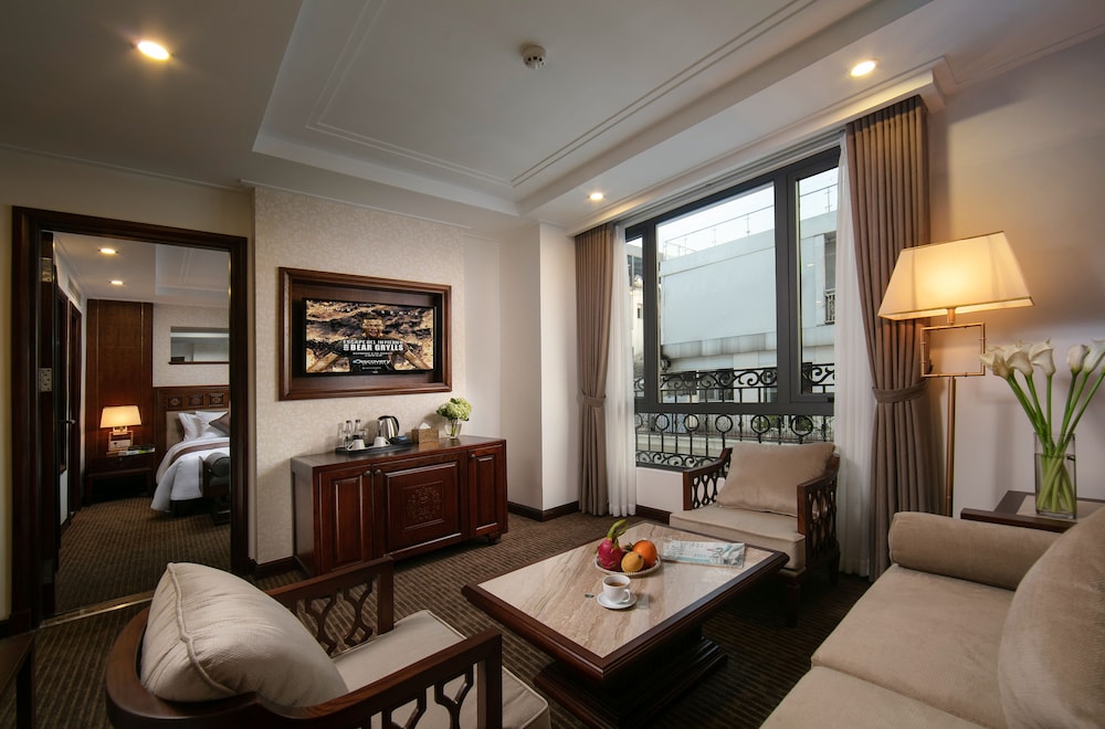 Rex Hanoi Hotel 43/68