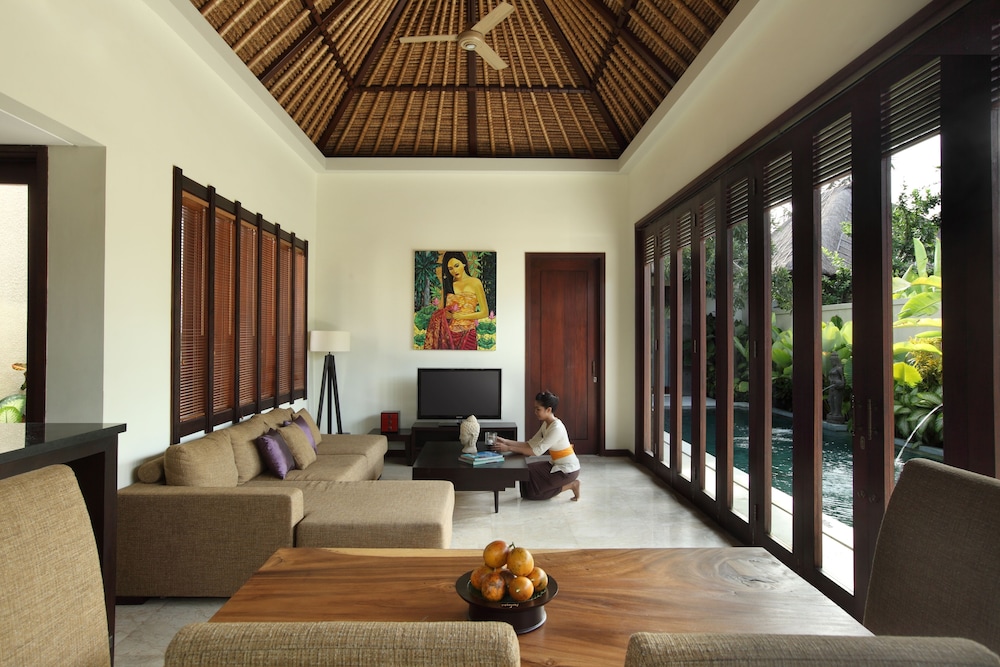 Mahagiri Villas Sanur 31/50