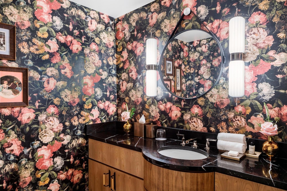 PERRY LANE HOTEL, A LUXURY COLLECTION HOTEL, SAVANNAH 47/60