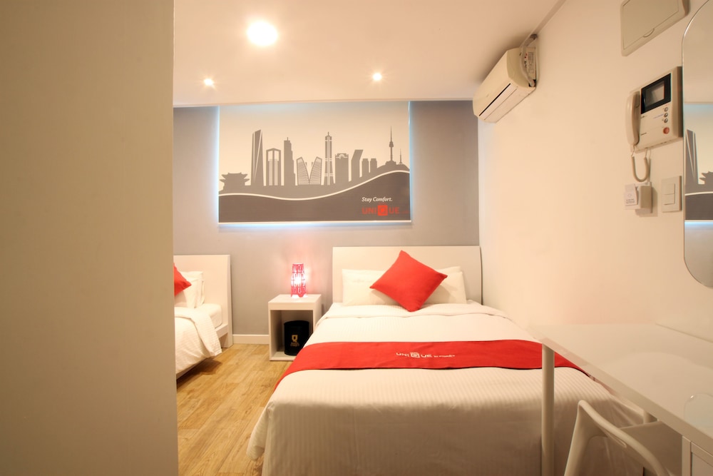Three Seven Hotel 24/49