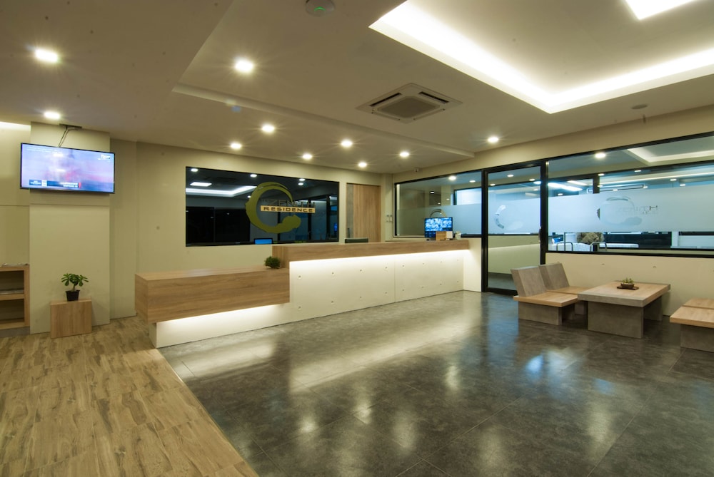Zenith Residence Hotel 10/45