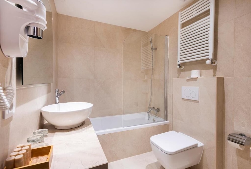 Hotel Cala Fornells 47/50
