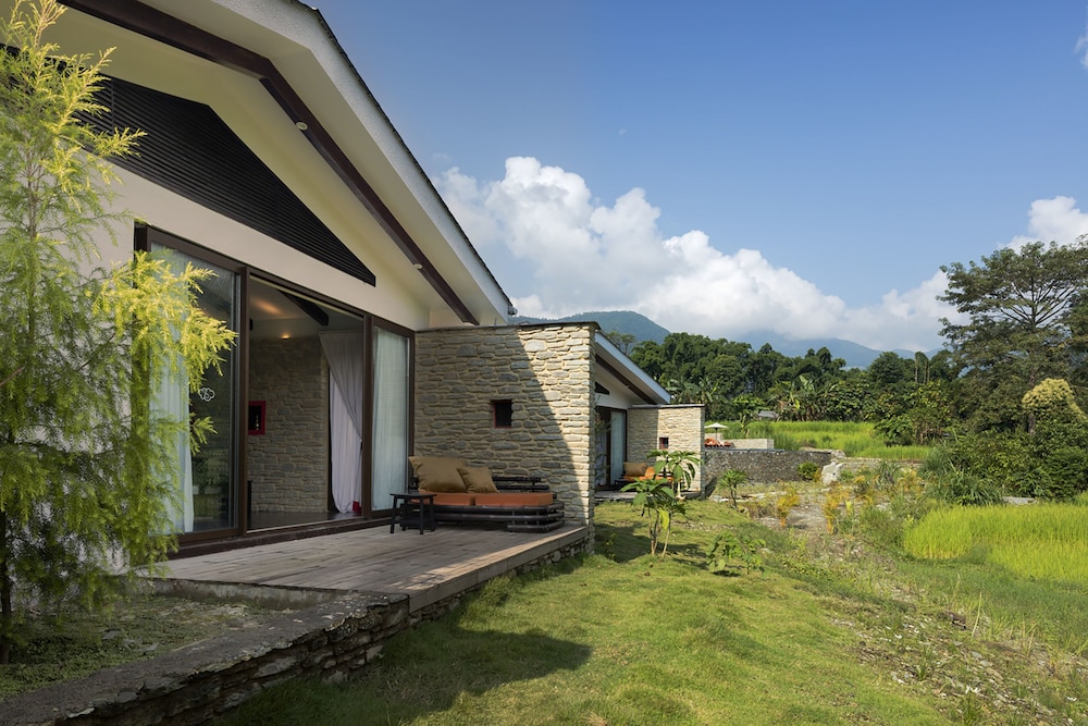 The Pavilions Himalayas, The Farm 42/50
