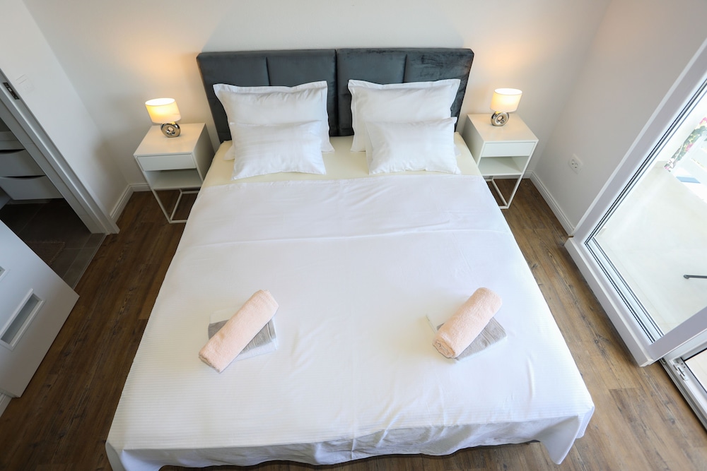Stella Maris Hvar - Sea View Rooms with Balcony 7/15