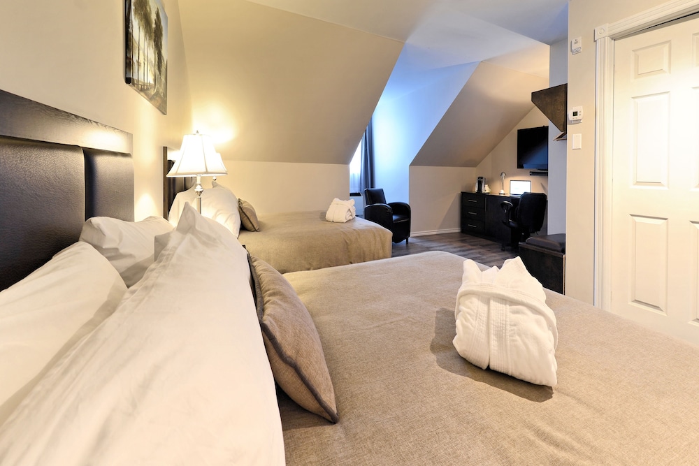 Travelodge by Wyndham Roberval 14/40