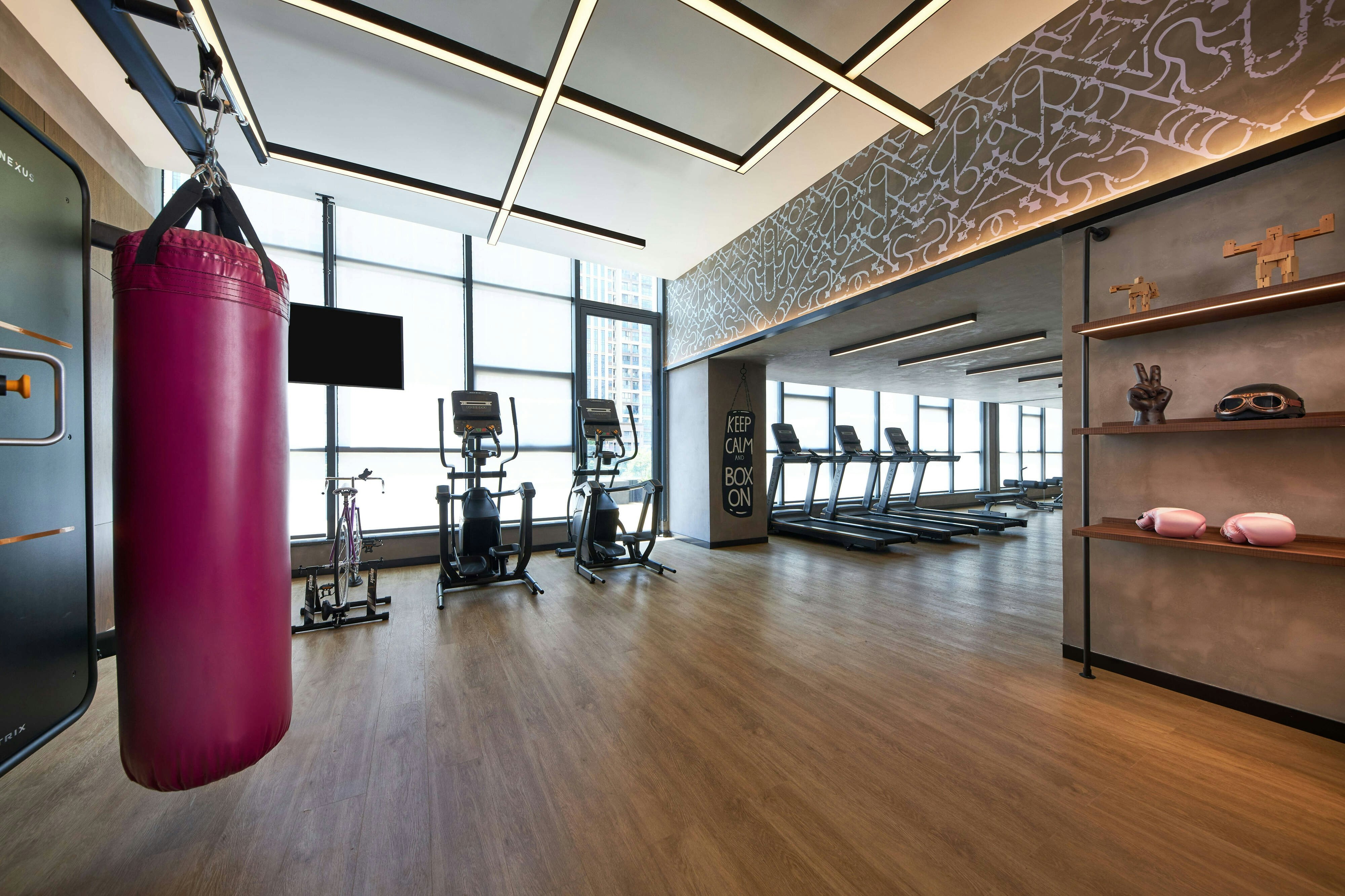 Moxy Shenzhen North Station 5/10