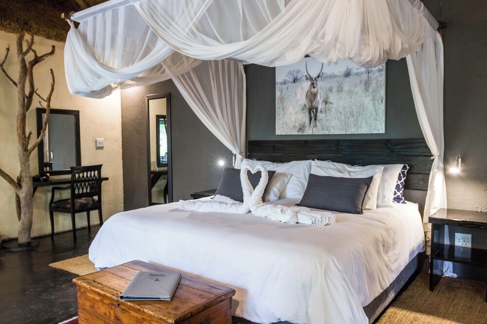 HONEYMOON, SUITE, RIVER VIEW, PRIVATE POOL