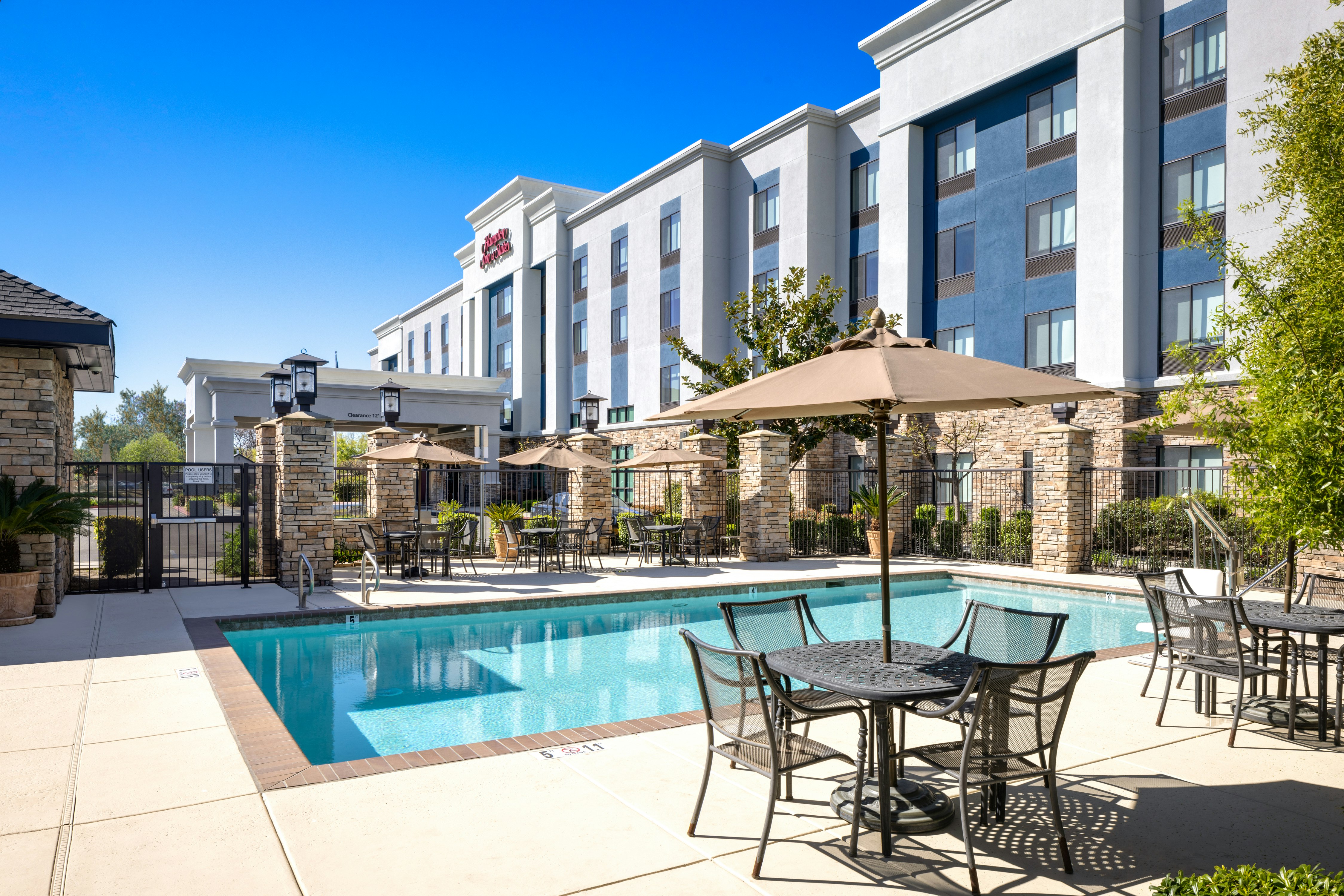 Hampton Inn Suites Manteca 45/50