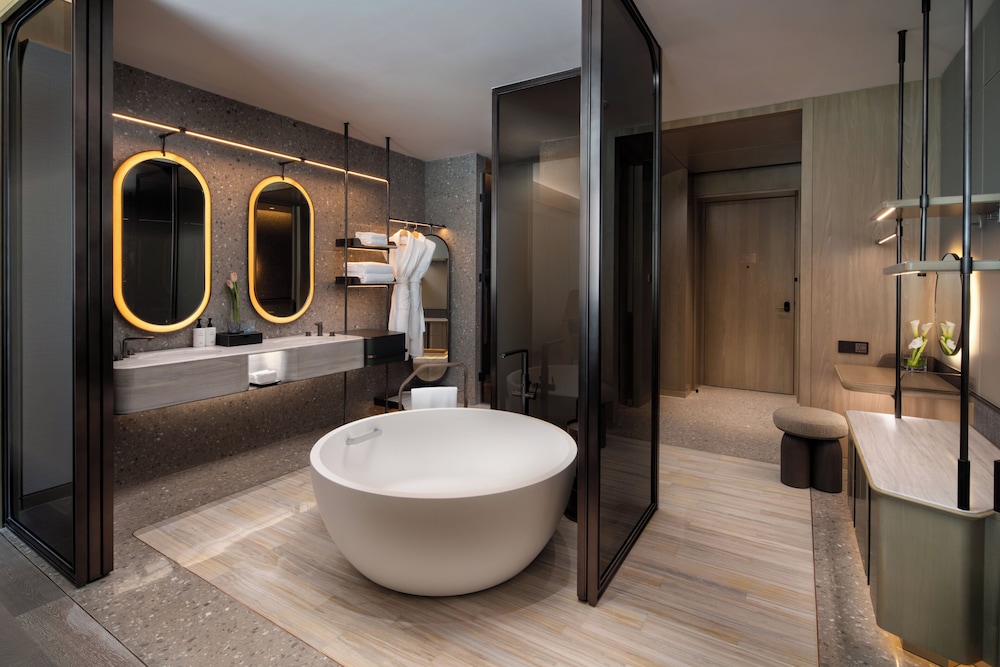 Intercontinental Huzhou Taihu South By Ihg، Huzhou 50/50