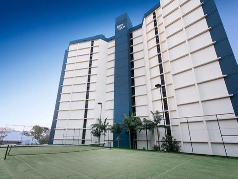 River Plaza Apartments 6/50