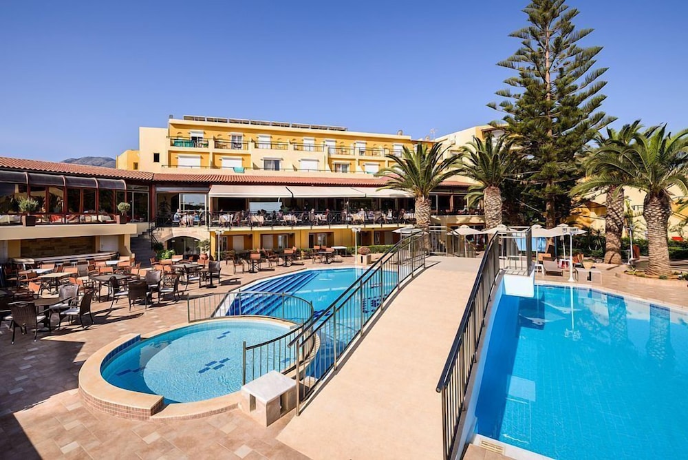 Vantaris Luxury Beach Resort 29/42