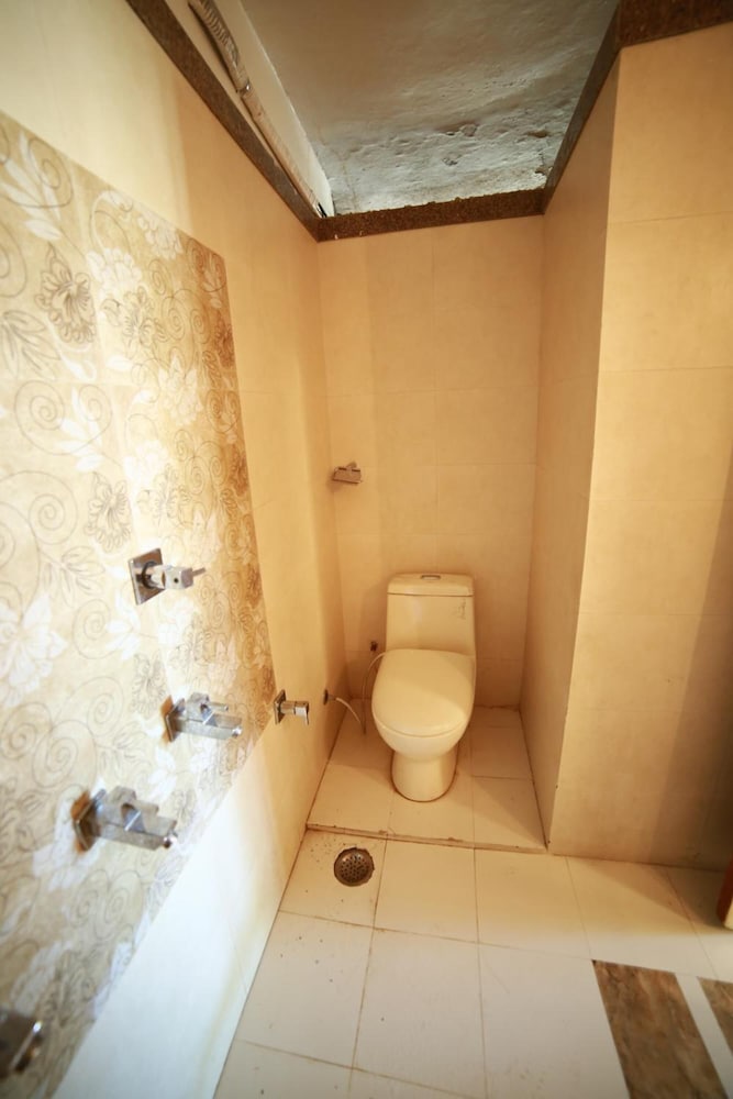 Shri Ganesh Hotel Mount Abu 25/36