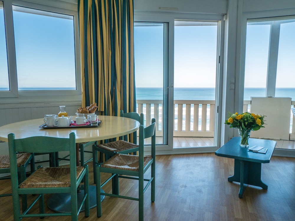 Residence Mer & Golf Eugenie 36/66