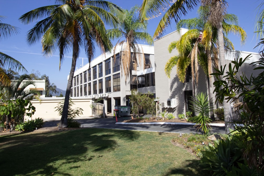 Rockhampton Riverside Central 43/47