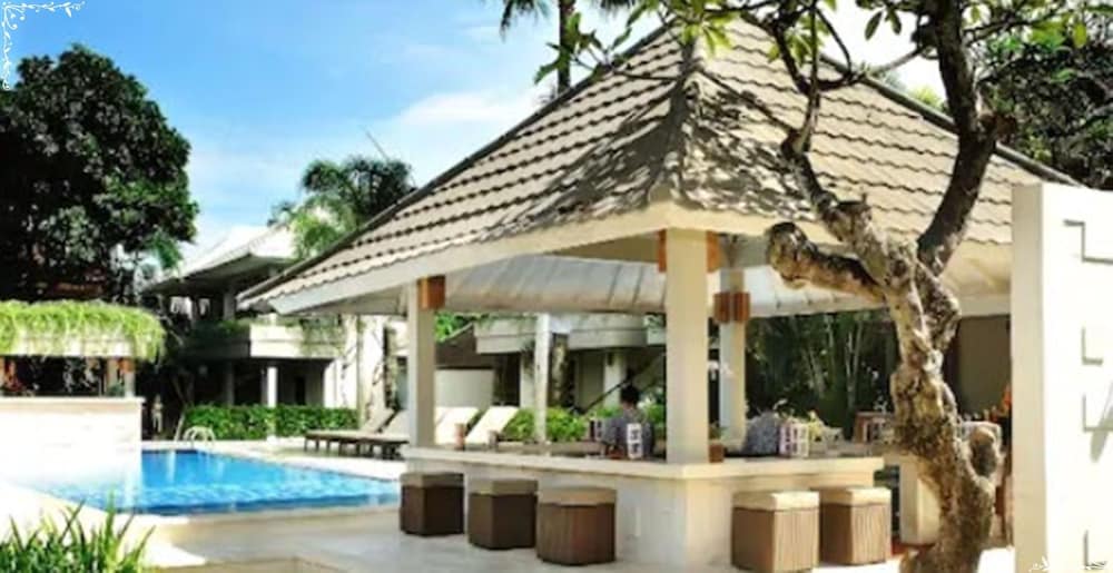 DEWI SRI HOTEL 4/70