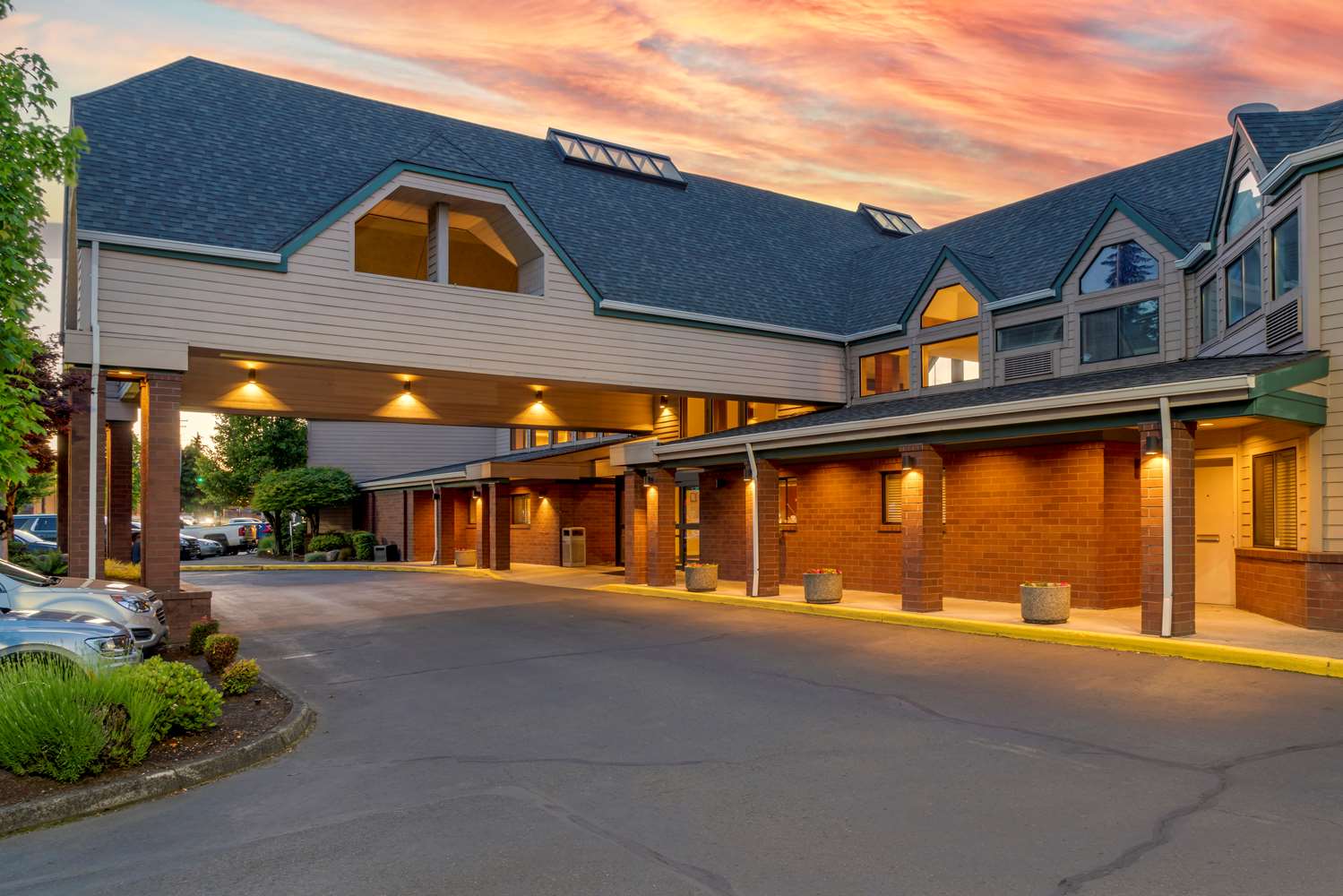 Best Western Pony Soldier Inn - Airport 2/12