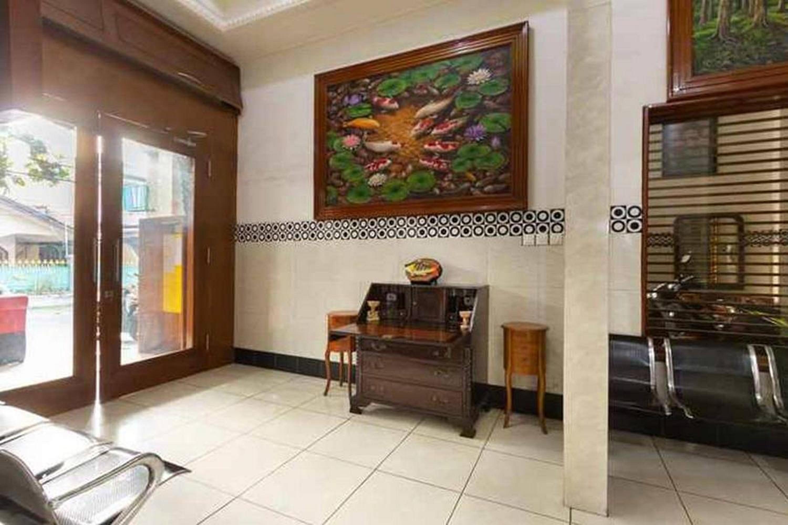 OYO 3727 Homestay Gayatri Sawojajar 14/57
