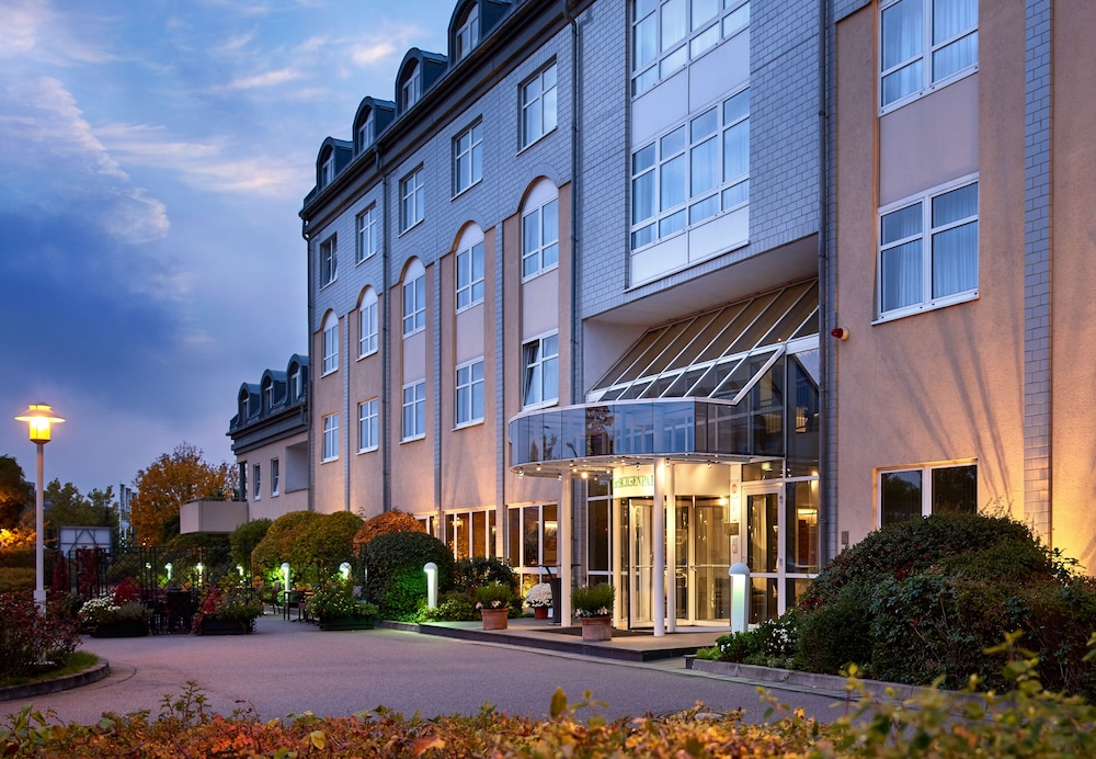Sachsenpark-Hotel 3/43