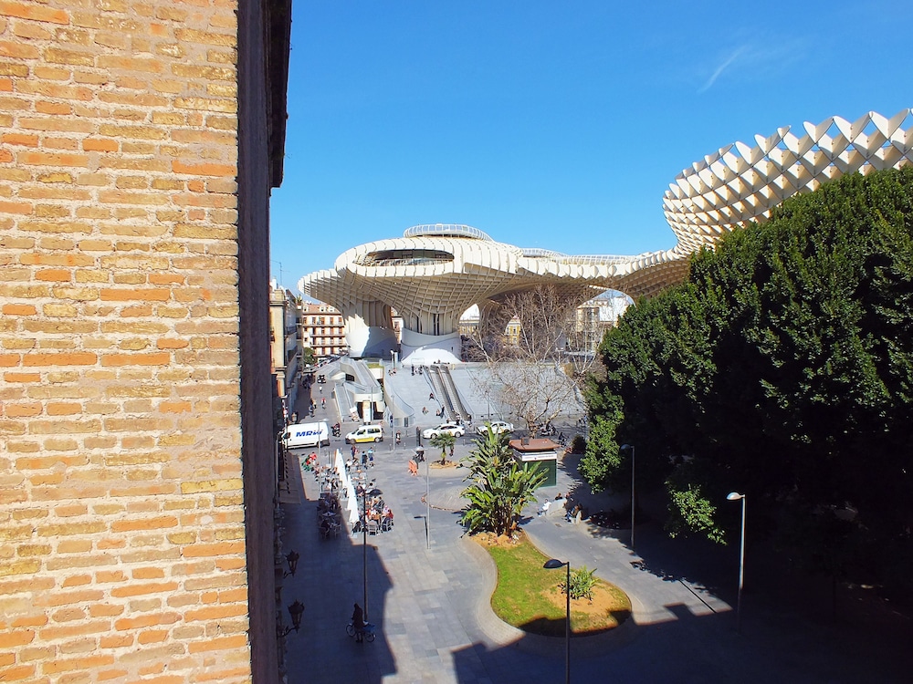 Oasis Backpackers Hostel Sevilla 39/45