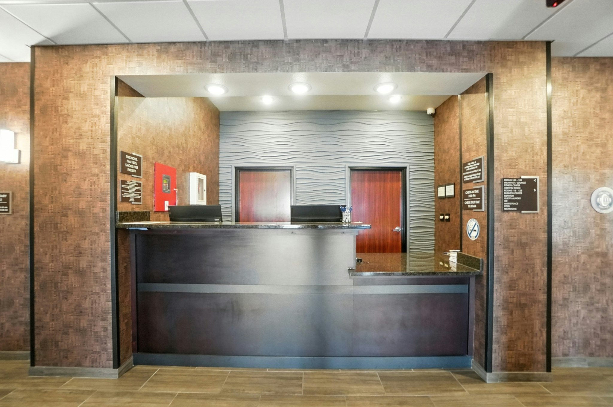 Cobblestone Hotel & Suites-Bellefontaine 4/50