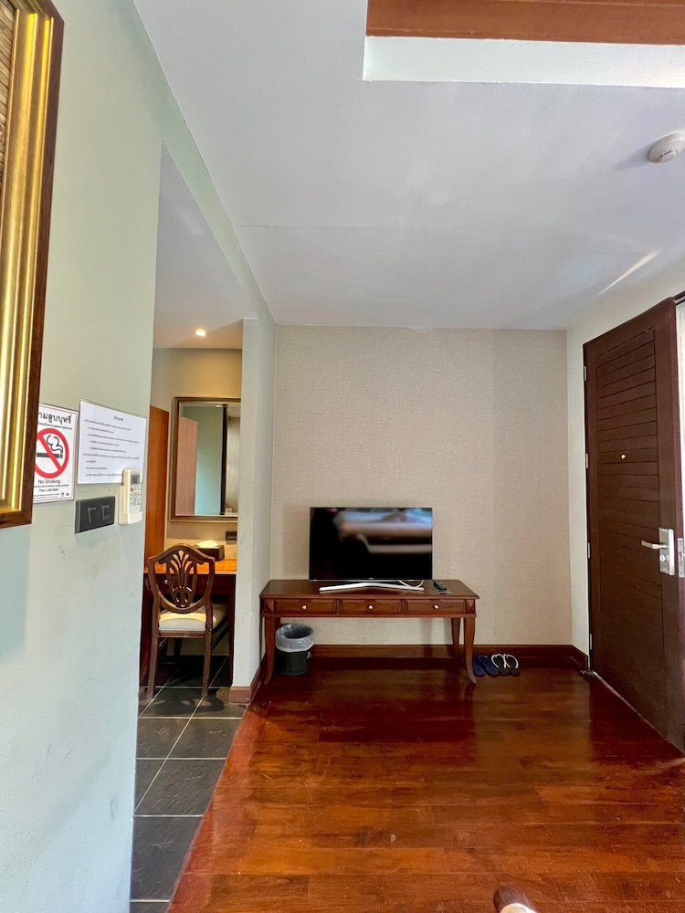 Yotaka Bangkok Hotel 24/49