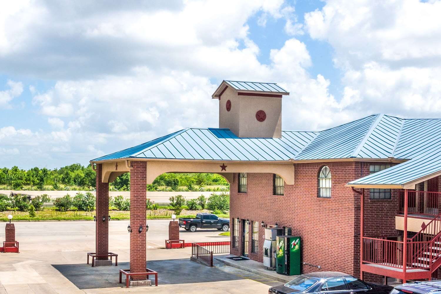 Express Inn & Suites Houston Katy 4/14
