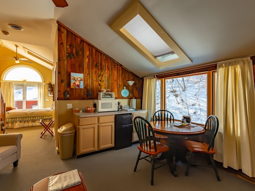 Shaker Mill Inn 36/50
