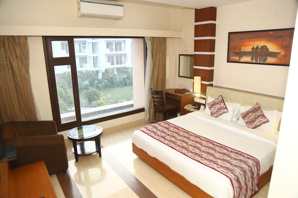 Ramada by Wyndham Varanasi Katesar 7/31