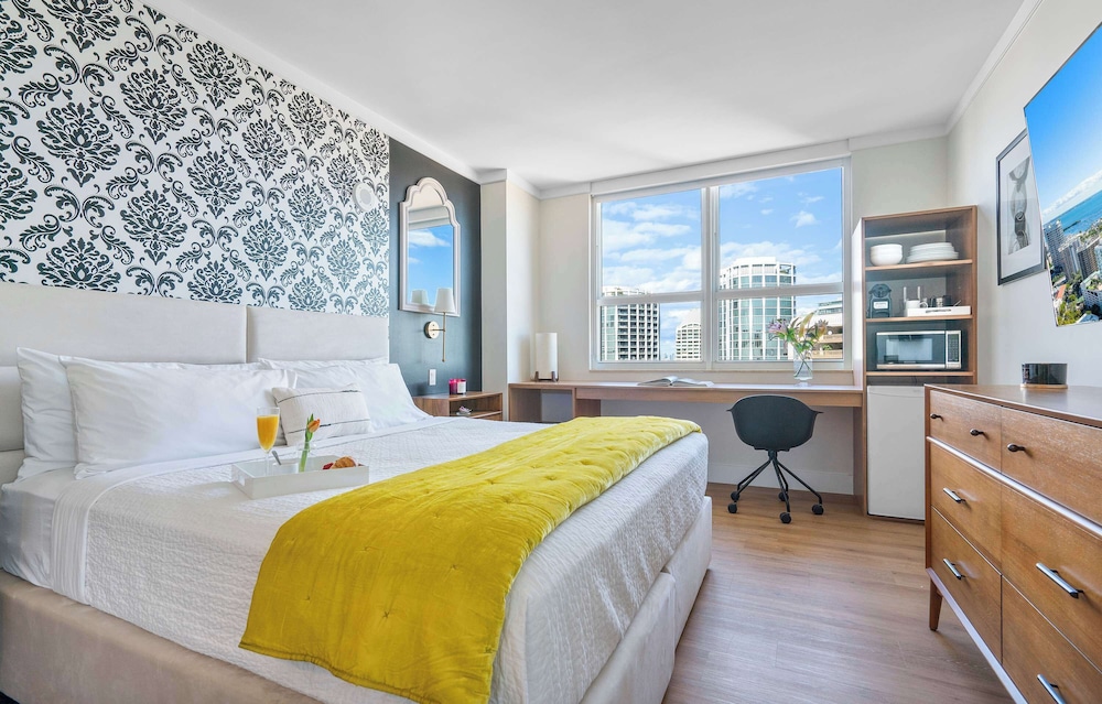 2 Bedrooms, Family, Apartment, Bay View