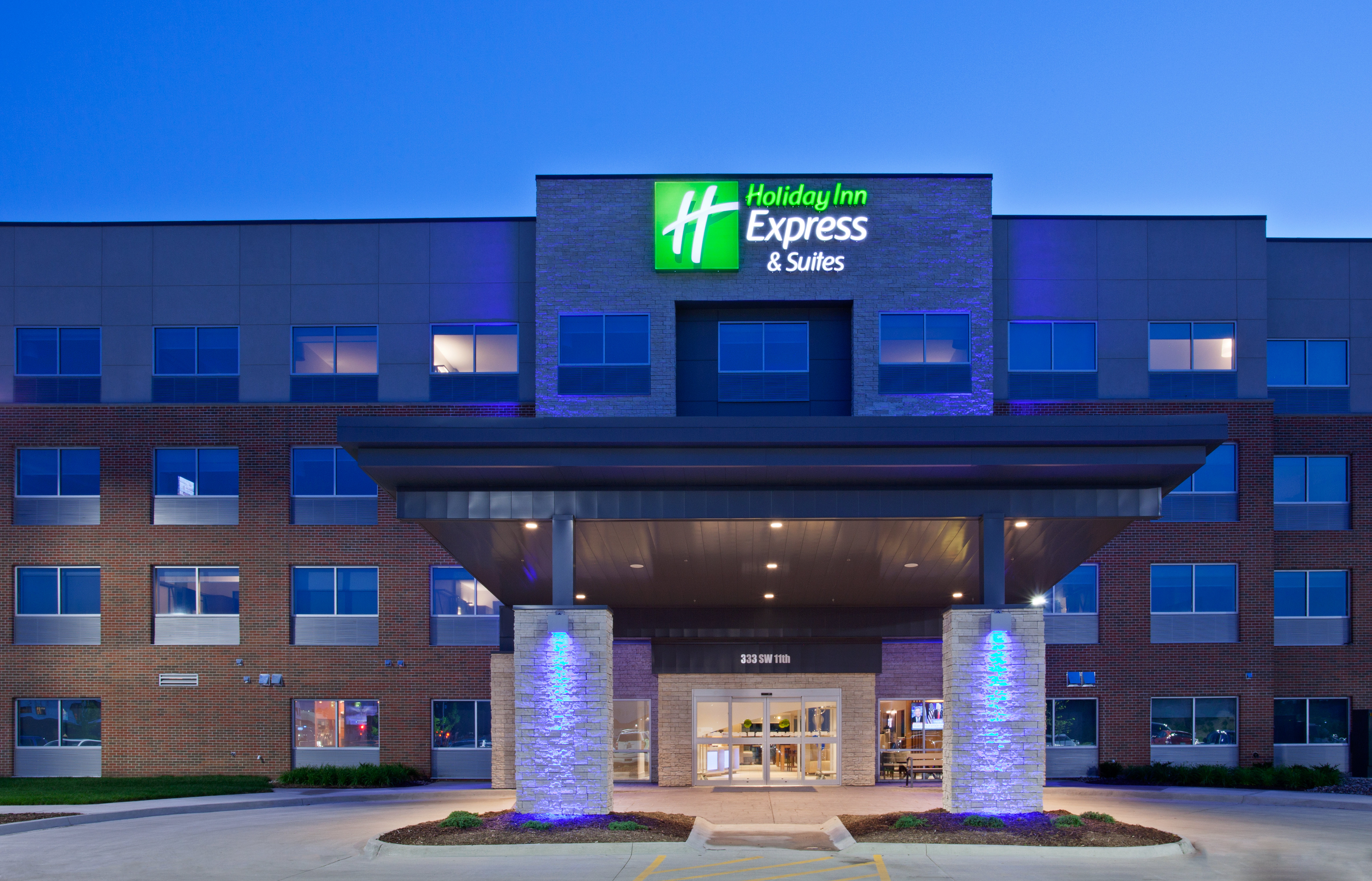 Holiday Inn Express And Suites Des Moines Downtown 2/55