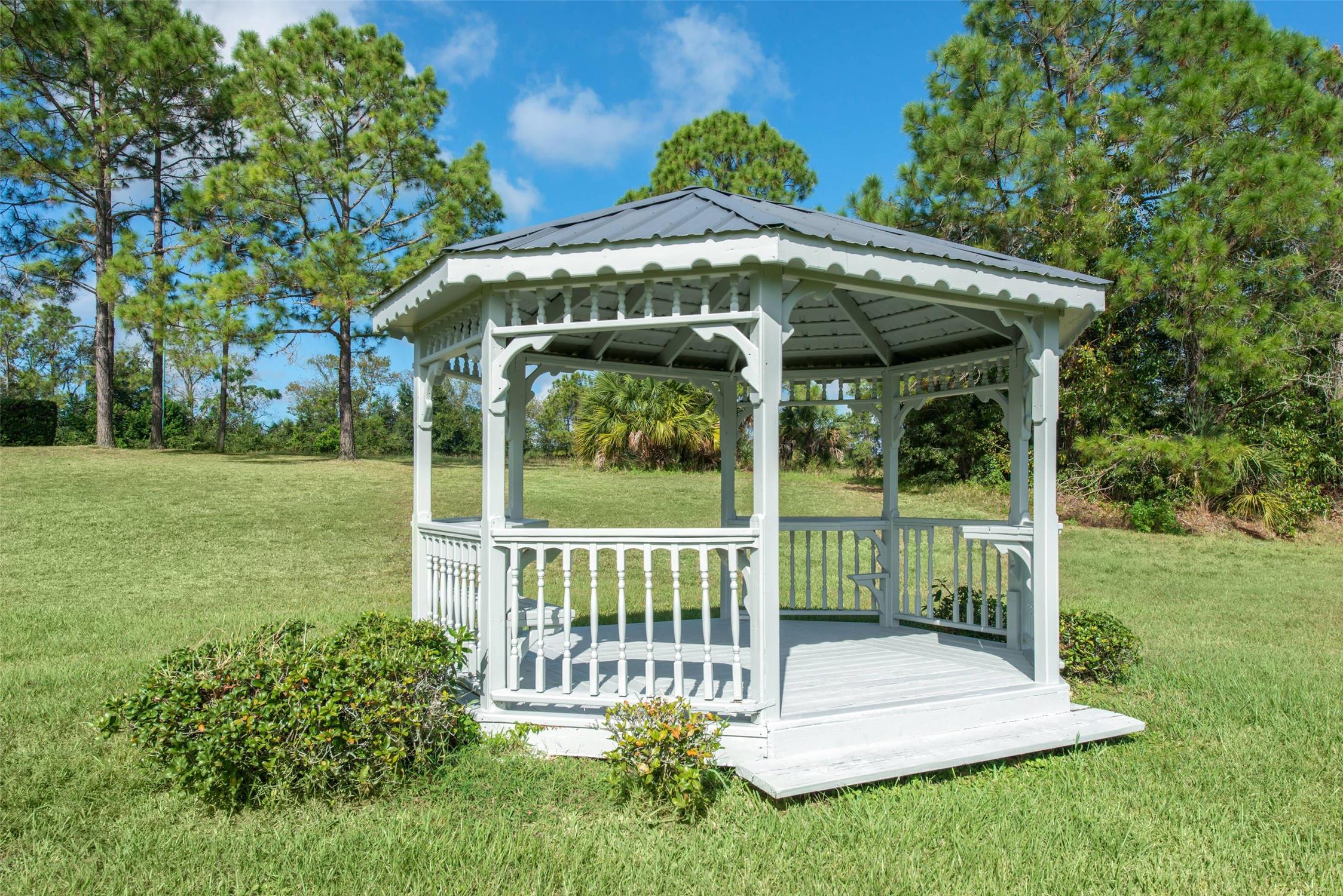 Quality Inn and Suites Brooksville I-75/Dade City 16/17