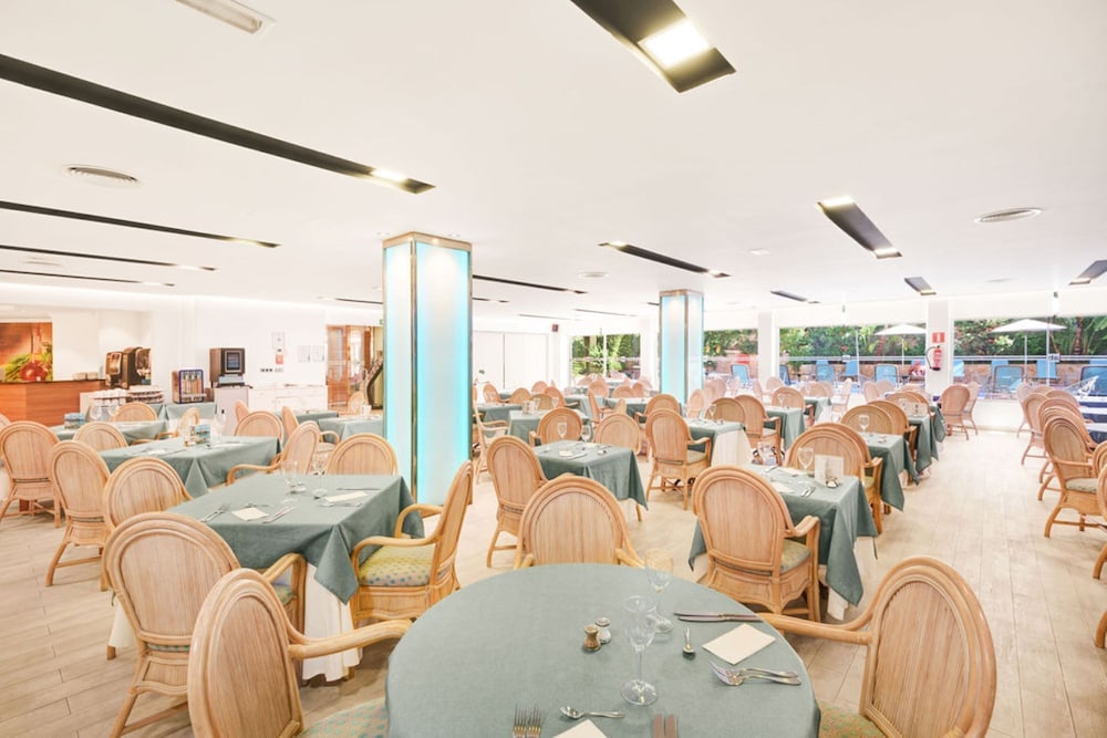 Agua Beach Hotel - Adults Only 46/66