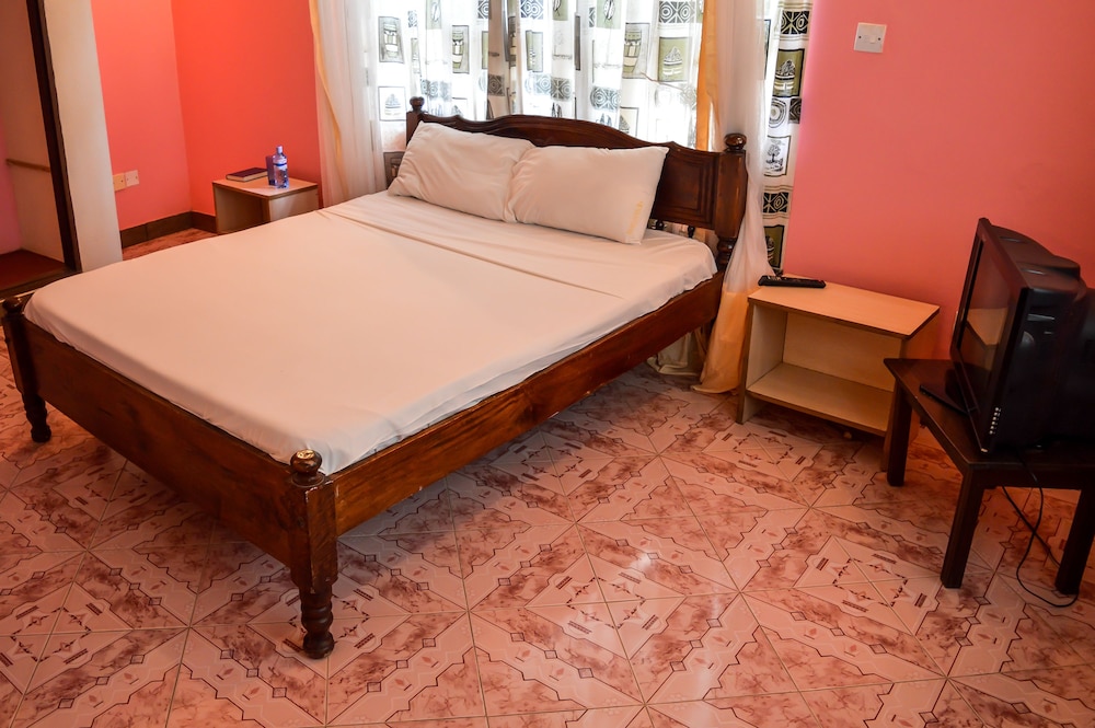 Platinum Hotel 16/46