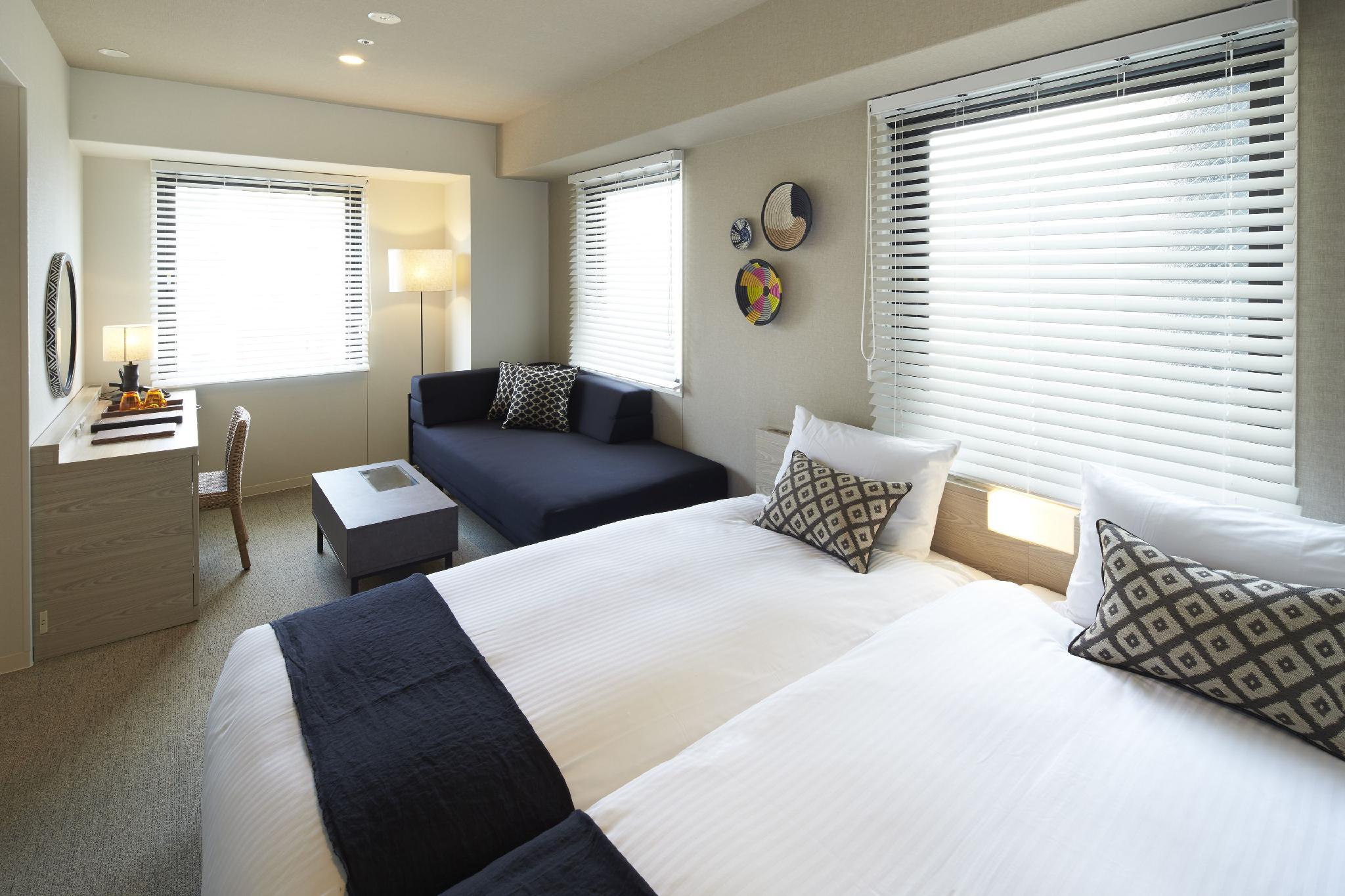 Basic, Triple