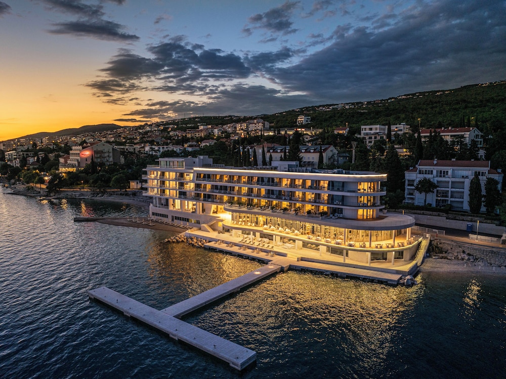 Hotel Amabilis 4/65