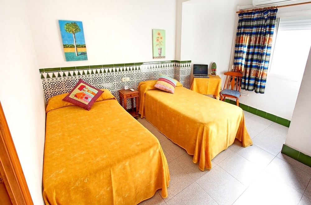 Hostal Estación Almeria 10/30