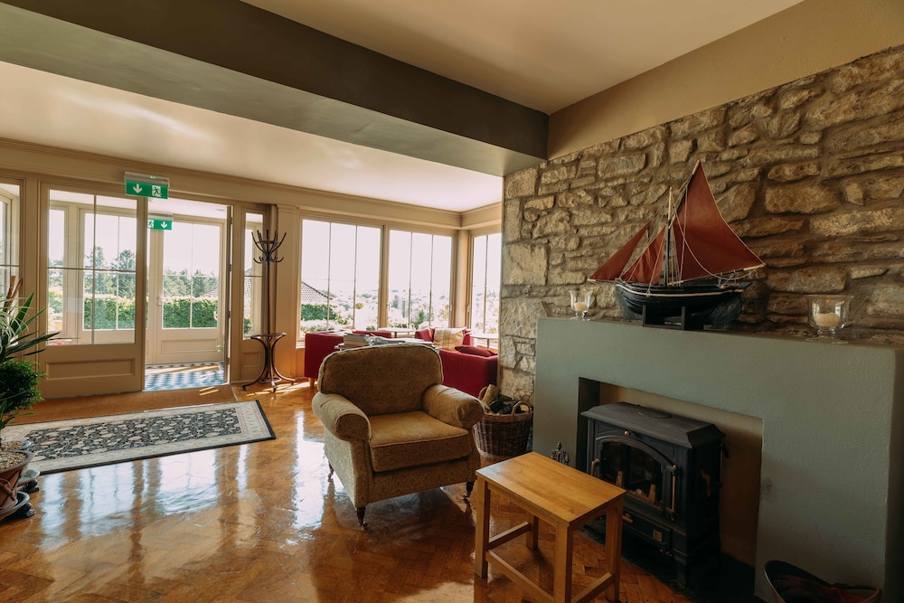 Sheedy's Country House 30/42