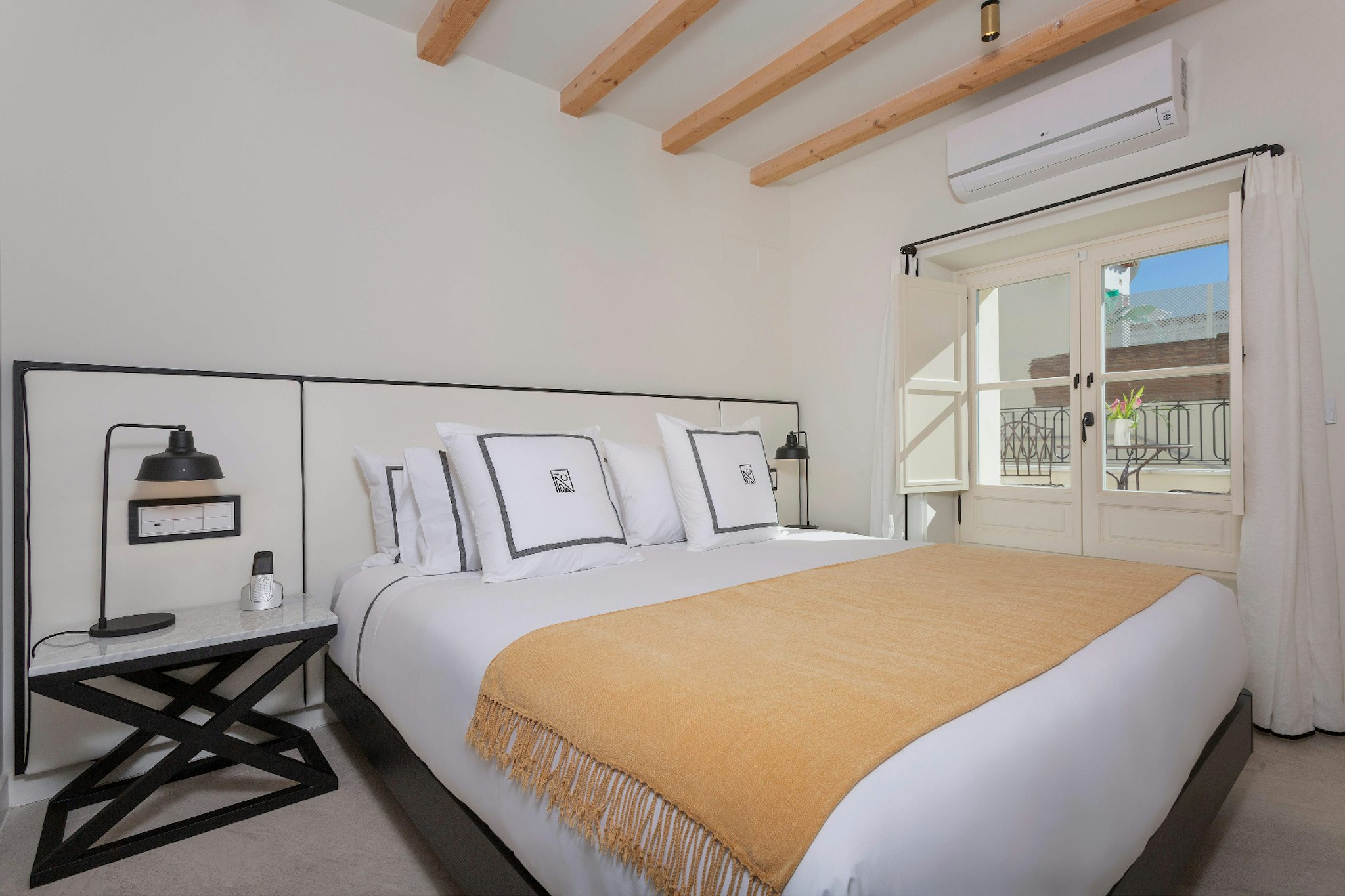 La Fonda Heritage Hotel Relais and Chateaux 8/17