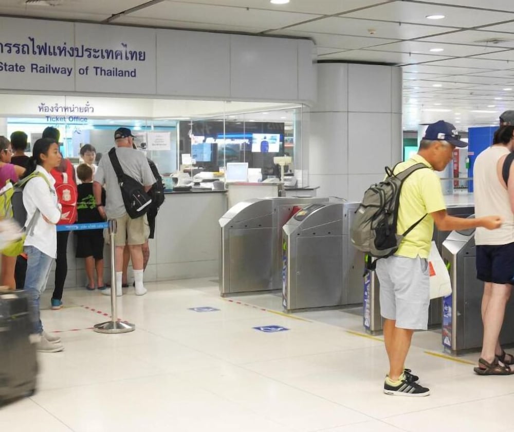 Boxtelatsuvarnabhumi Airport 11/33