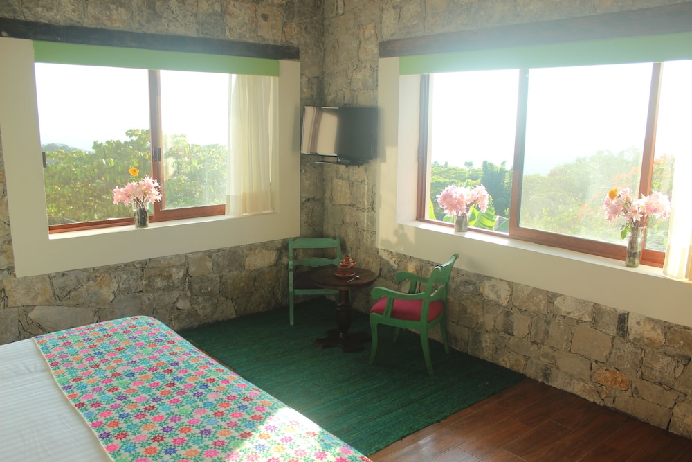 La Casona de Don Porfirio 57/66