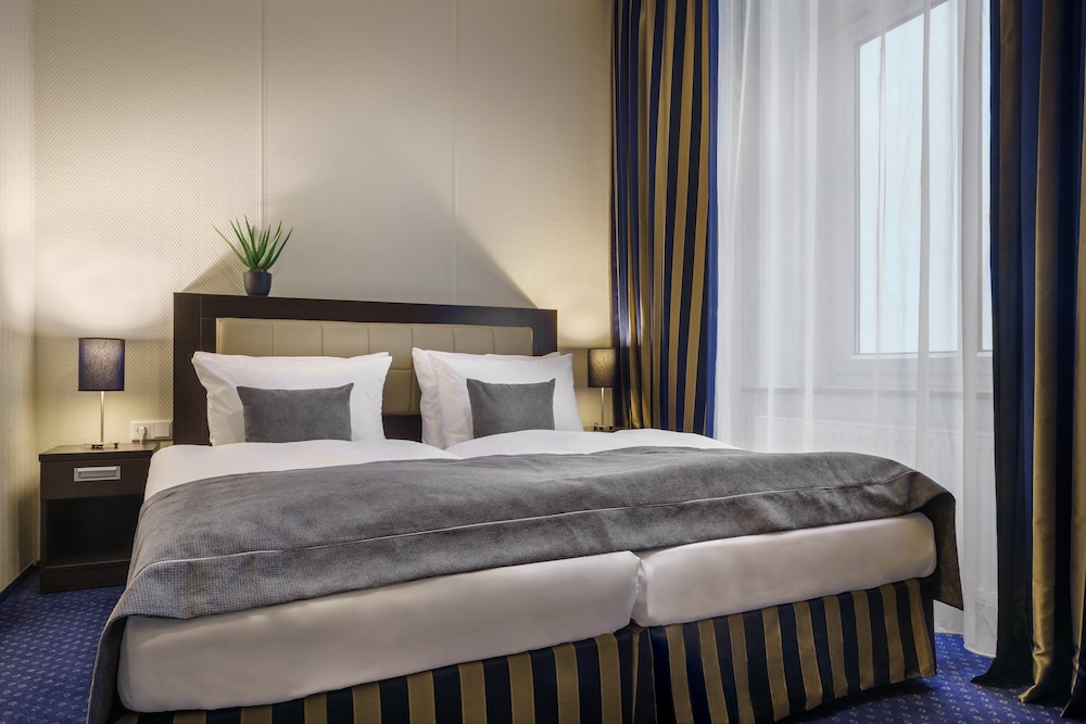 Hotel Continental Hamburg 7/33