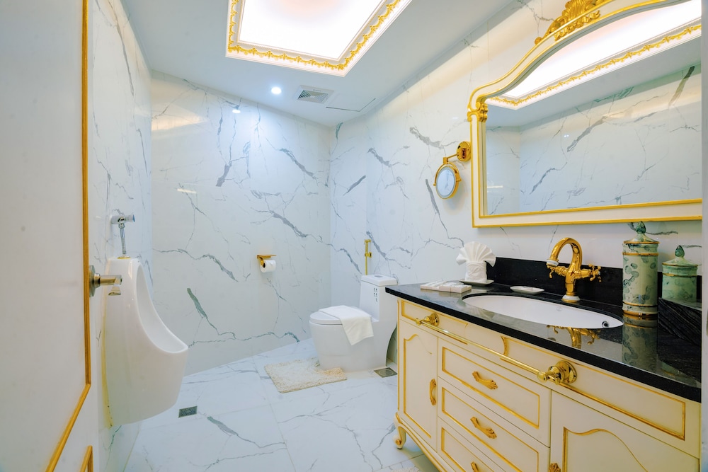 Lafaayette Luxury Suites Baguio 45/50