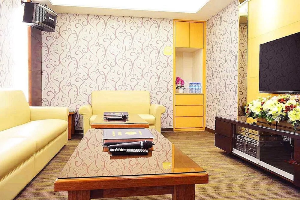 Fuward Hotel Tainan 47/64