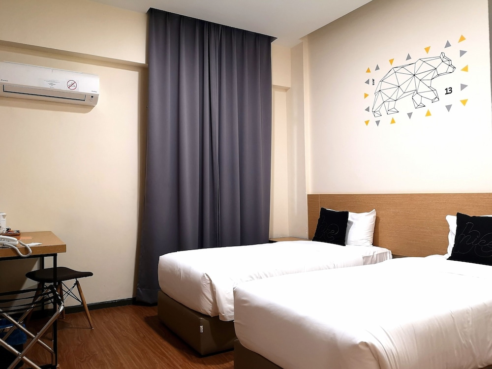 Qlio Hotel 6/41