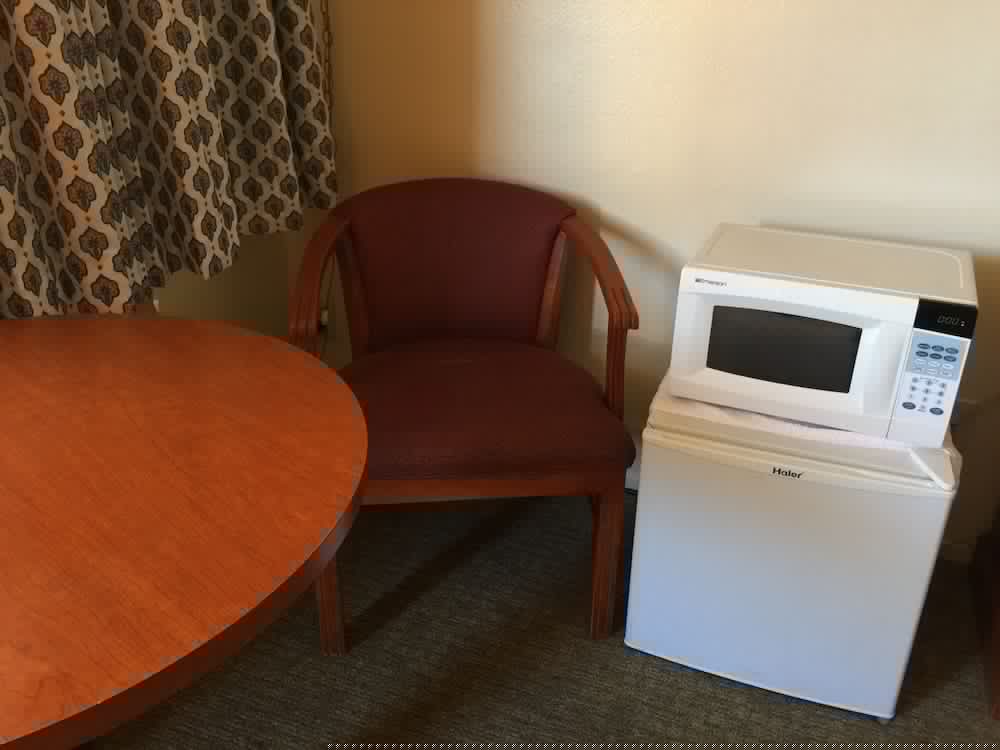 Vantage Point Inn - Woodland Hills 16/26