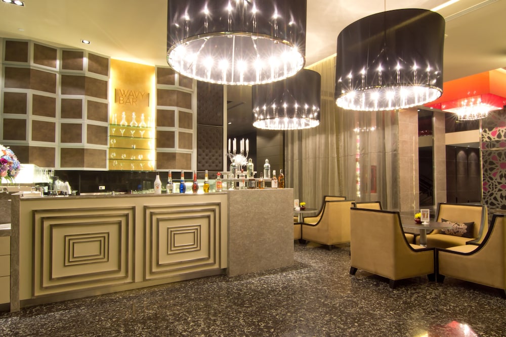 Way Hotel 11/73