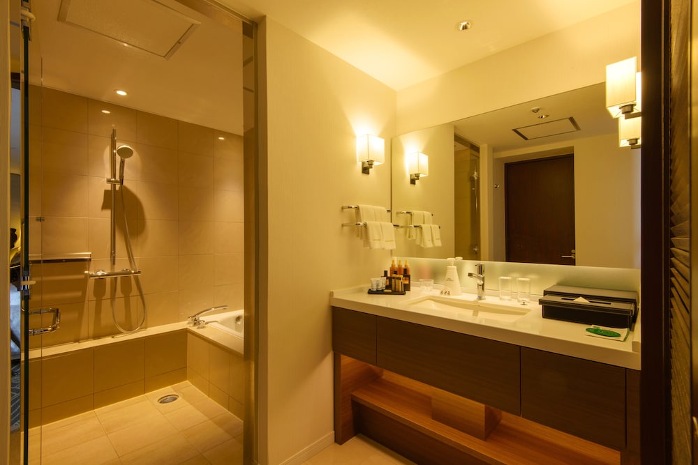 Kanazawa Tokyu Hotel 49/50