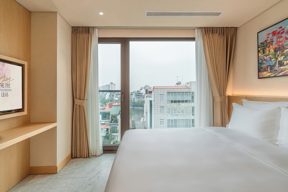 GRAND, EXECUTIVE, SUITE