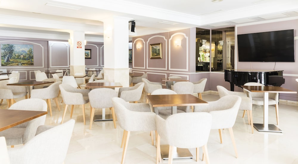 Green Oasis Morito Hotel 39/61